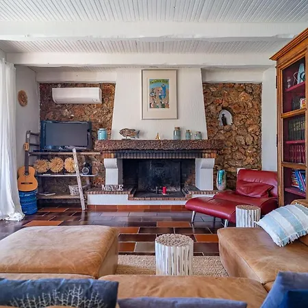 - Mas Saint Pierre Kır Evi Frontignan